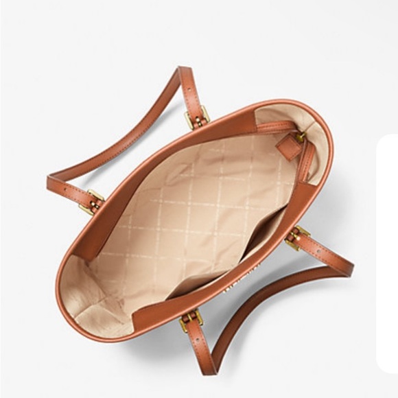 NWT MSRP $450 Michael Kors Jet Set Logo Tote, 10 X 15 X 5 inches! 👜 - Picture 3 of 4